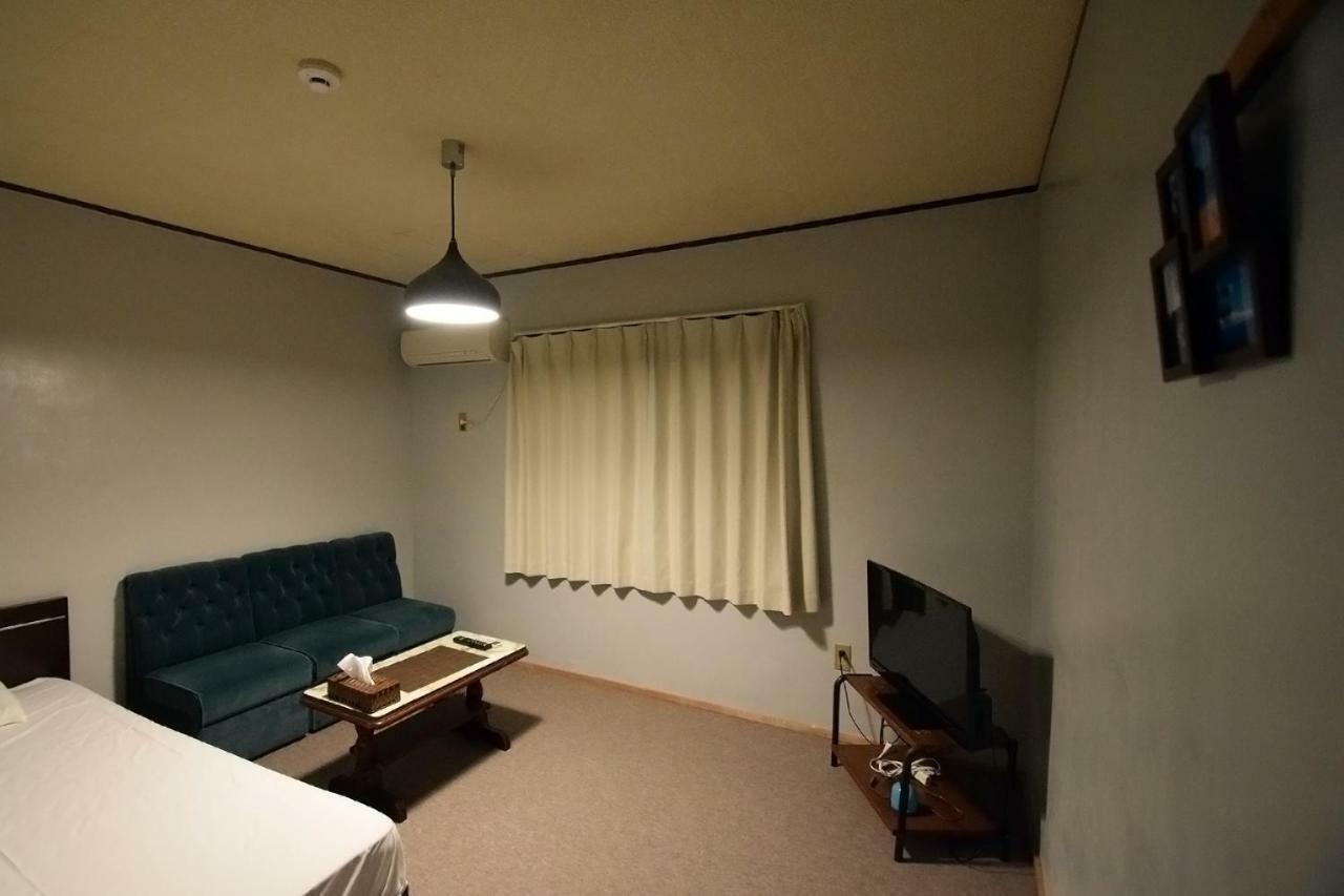 ホテルへんざ うるま市 エクステリア 写真